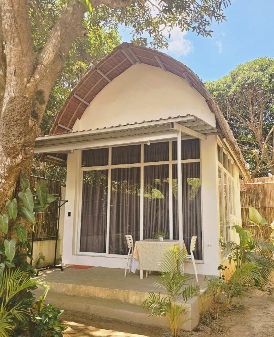 Langi-langiban Lio Palm Villas מראה חיצוני תמונה